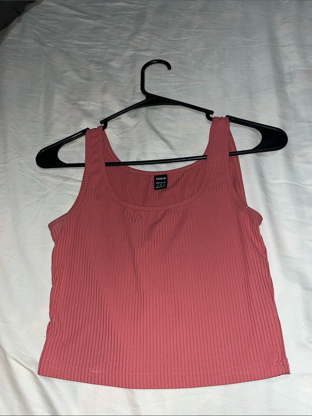 SHEIN Ribbed Crop Tank Top in Rose